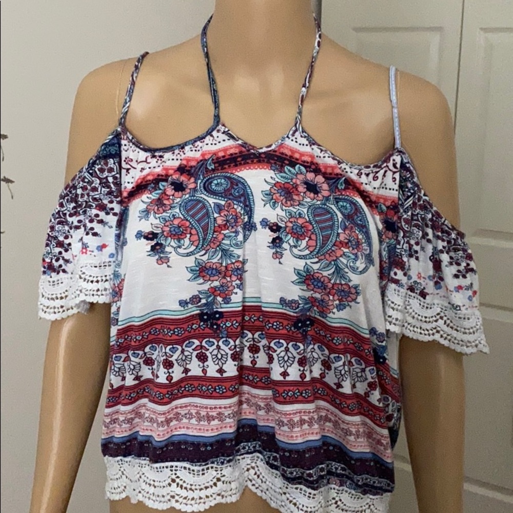 ❗️S O L D❗️ Boho chic cold shoulder halter top - Picture 1 of 4